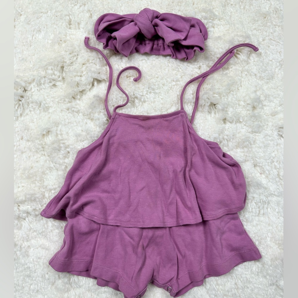 Kate Quinn body suit and matching head band